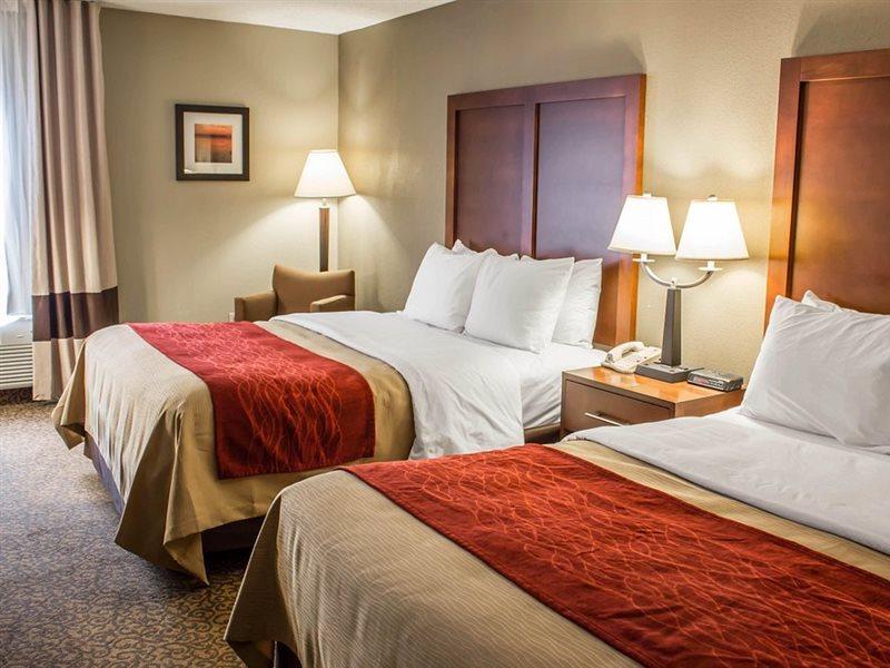 Clarion Pointe Research Triangle Park Durham Hotel Buitenkant foto