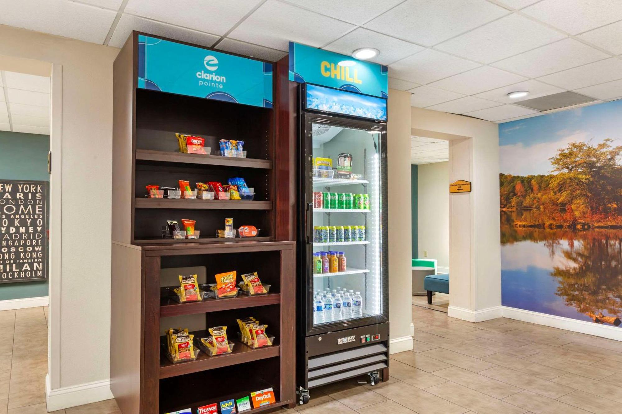Clarion Pointe Research Triangle Park Durham Hotel Buitenkant foto