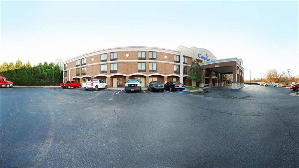 Clarion Pointe Research Triangle Park Durham Hotel Buitenkant foto